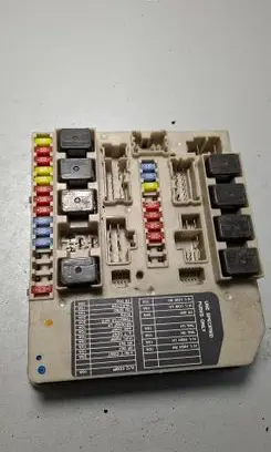 Nissan Note (E11) Fuse box set 284B7AX61A