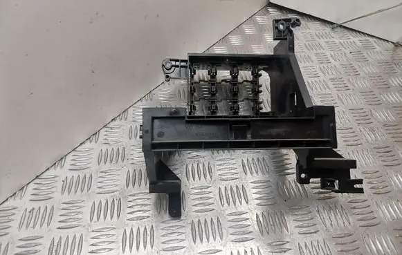 Volkswagen Caddy Fuse box set 1T1937503A