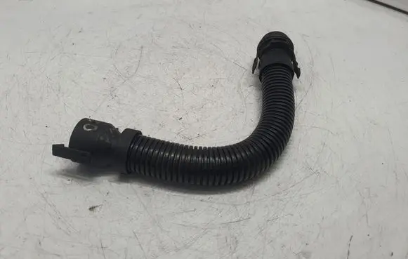 BMW 5 F10 F11 Breather hose/pipe 7810772 13717810772