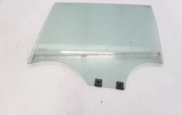 Dacia Sandero Rear door window glass 823015497R