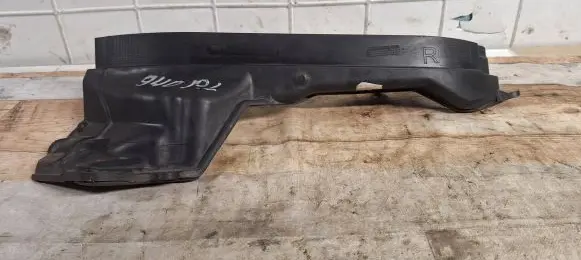 BMW 5 F10 F11 Other engine bay part 7204336 74850610