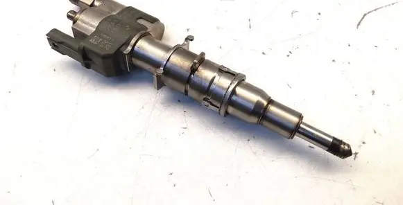 BMW 1 E81 E87 Fuel injector 758904807