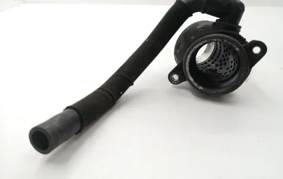 Intake resonator
