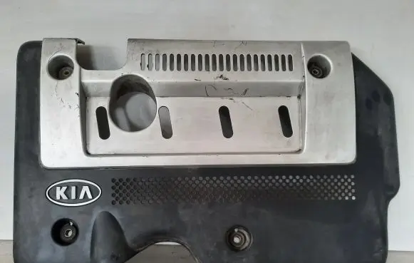 KIA Carens I Front underbody cover/under tray 