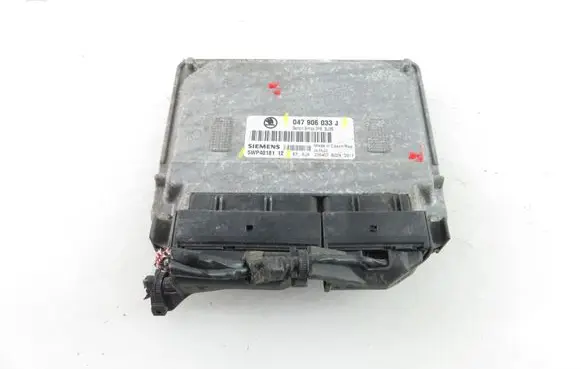 Skoda Fabia Mk1 (6Y) Engine control unit/module 5WP4018112 047906033J