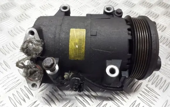 Ford Focus Air conditioning (A/C) compressor (pump) 3M5H-19D629-KF