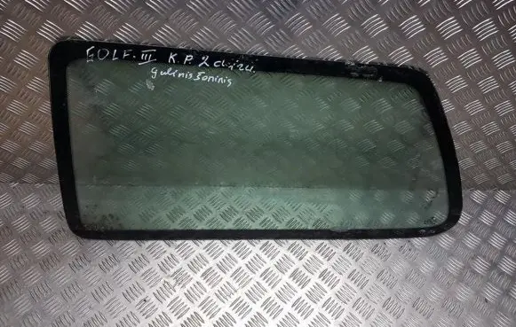 Volkswagen Golf III Rear side window