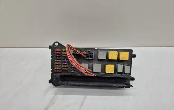 Mercedes-Benz Sprinter W906 Fuse module A9065450401 ZGS007Q004 518817028