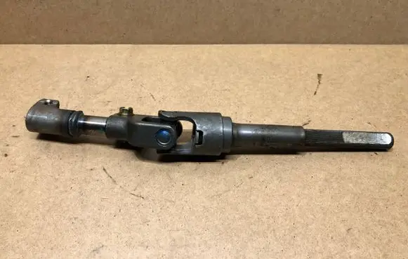 Toyota Avensis T250 Steering column universal joint