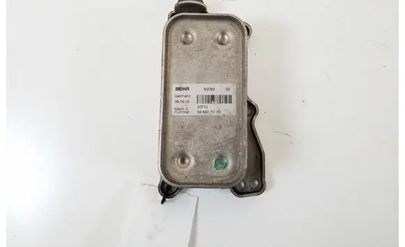 Mercedes-Benz SLK R171 Oil filter mounting bracket A2721880001