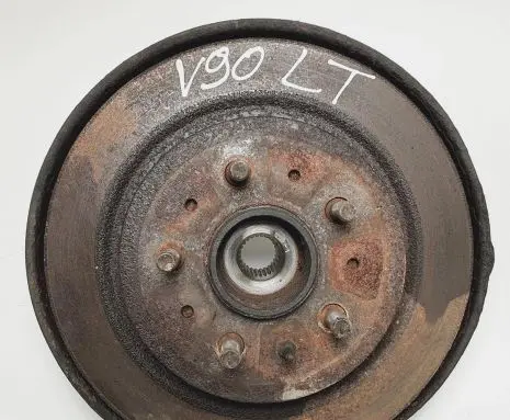 Volvo S90, V90 Rear wheel hub