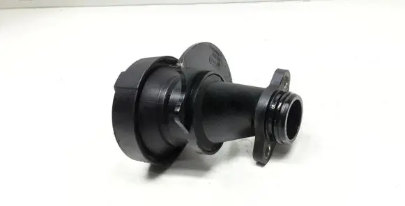 Volvo V70 Oil fill pipe 30777537