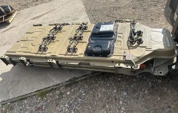 Opel Vivaro Hybrid / electric car battery 9853400080