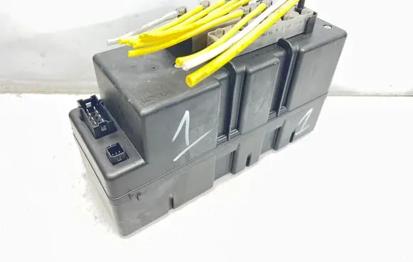 Mercedes-Benz S W220 Homelink control unit 2208000848