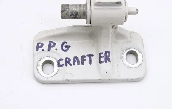 Volkswagen Crafter Front door hinge set 