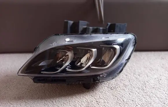 Headlight/headlamp