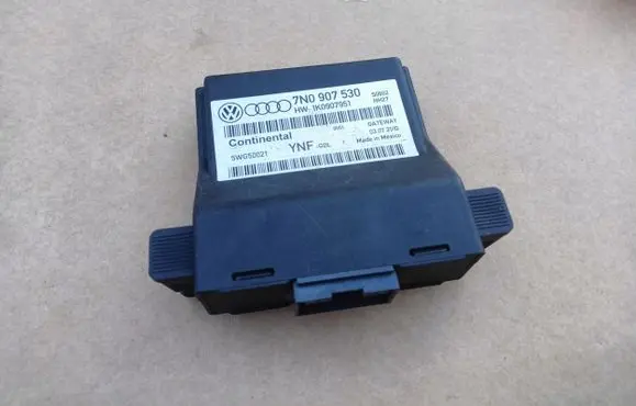 Volkswagen Golf VI Gateway control module 7N0907530