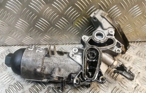 BMW X5 E53 Oil filter cover 7788453