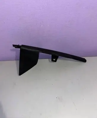Ford Focus Air flow deflector 