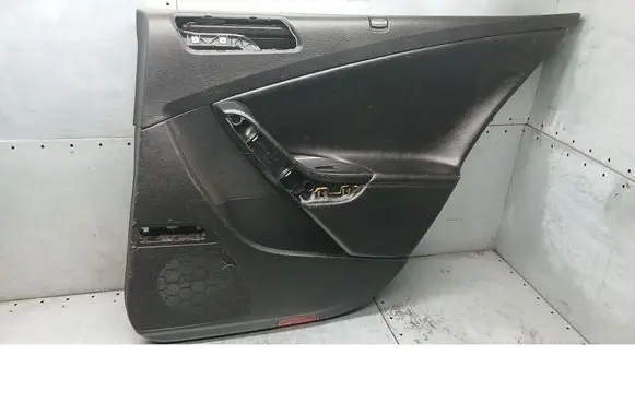 Volkswagen PASSAT B6 Door card panel trim set 