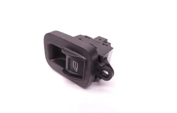 Volvo V50 Electric window control switch 30773217 D111