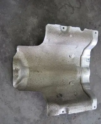 Mercedes-Benz E A207 Exhaust heat shield A2046800822