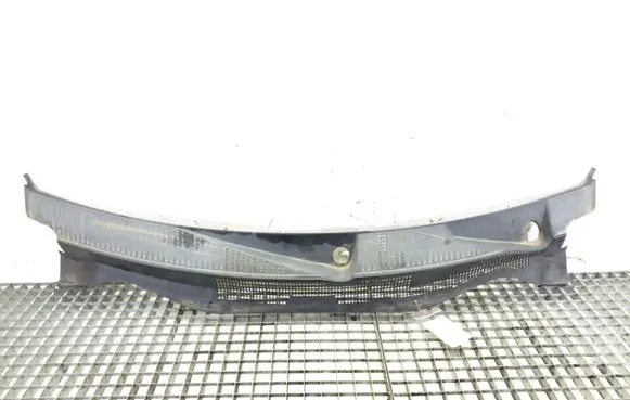Dodge Caliber Wiper trim