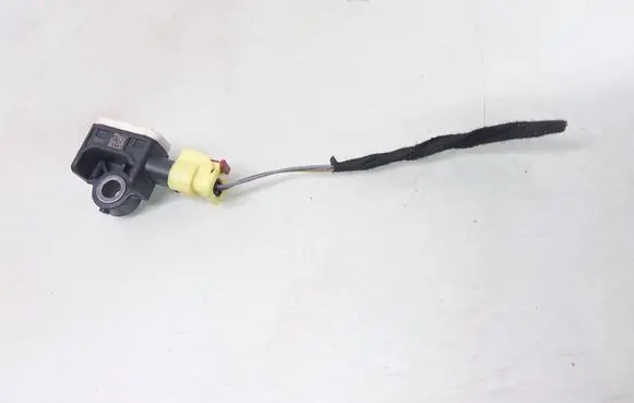 Audi A1 Airbag deployment crash/impact sensor 7E0959352
