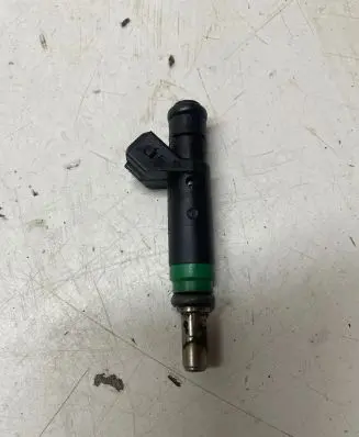 BMW X5 E70 Fuel injector 7525721 8093803474