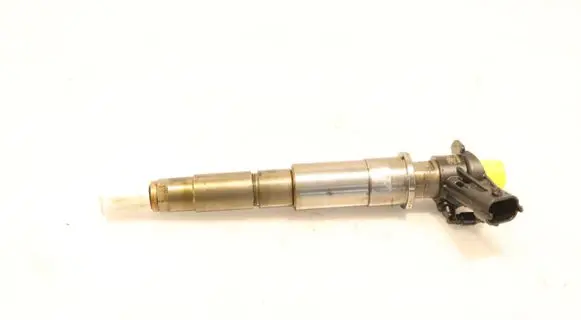 Fuel injector