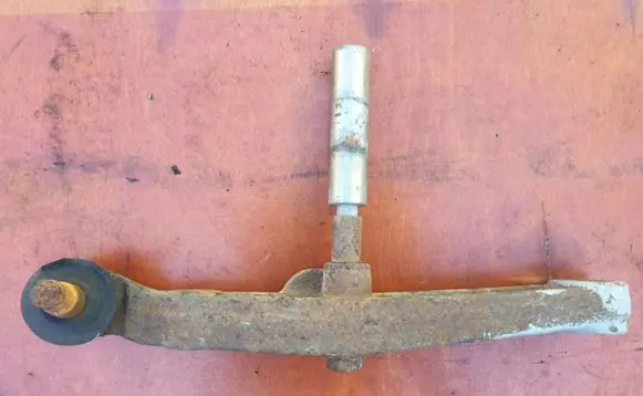 Iveco Daily 35 - 40.10 Front lower control arm/wishbone 93815026