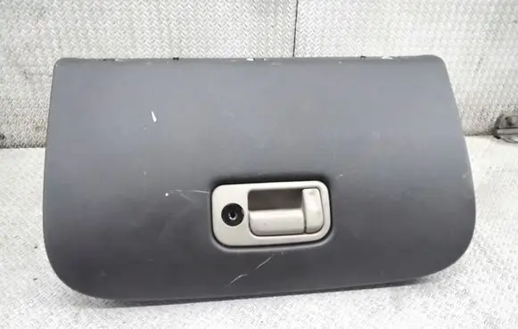 Jaguar X-Type Glove box