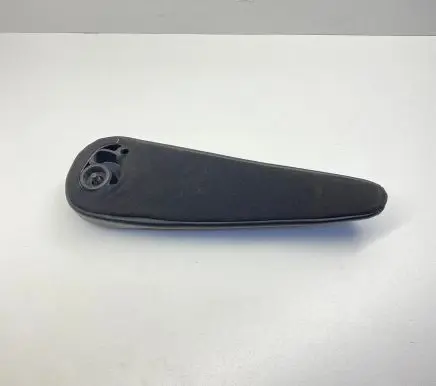 Chrysler Pacifica Rear seat armrest 5rd44trmac