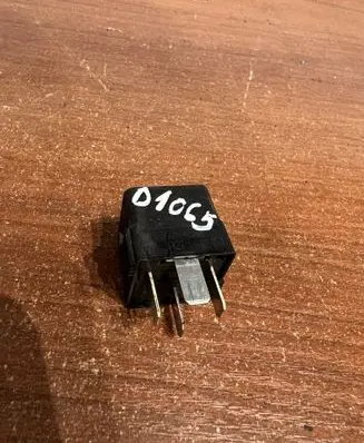 Mercedes-Benz SL R129 Other relay A0025421319 D1065