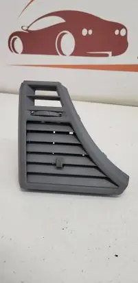 Chrysler Sebring (JS) Dashboard side air vent grill/cover trim 1000292 105543 1003391