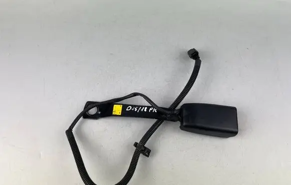 Subaru Outback (BS) Front seatbelt buckle 2473885
