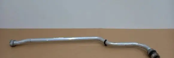 Porsche Boxster 987 Engine coolant pipe/hose 98710665203 710665203 99710655103