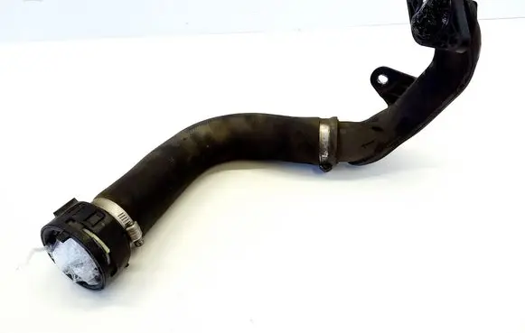 Intercooler hose/pipe