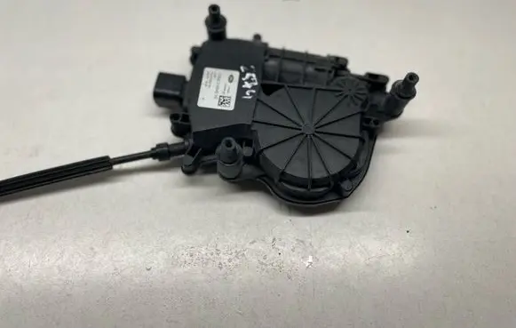 Land Rover Range Rover L405 Front door soft close latching motor CK52218A42AE