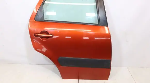 Suzuki SX4 Rear door 