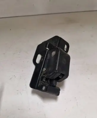 Loading door lock