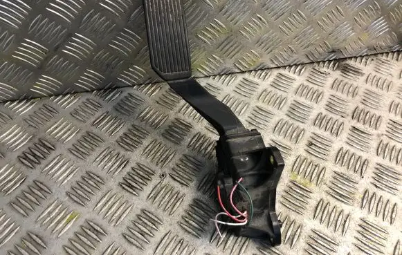 Nissan Murano Z50 Accelerator throttle pedal