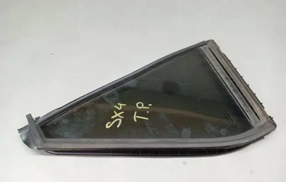 Suzuki SX4 S-Cross Rear door window glass