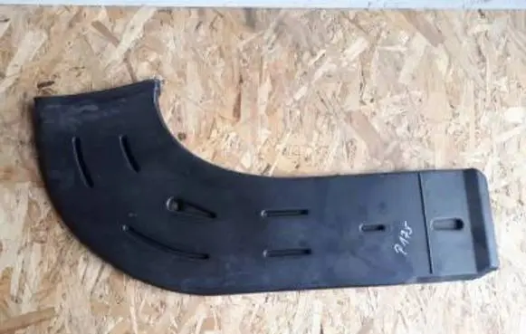 Mercedes-Benz S W126 Cabin air duct channel 1268310146