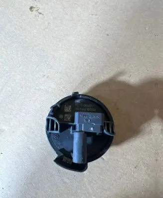 Audi Q7 4M Airbag deployment crash/impact sensor 4N0955557A 02775060921