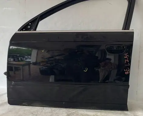 Audi A4 S4 B7 8E 8H Front door