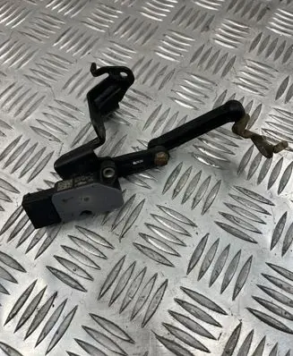 BMW 2 F46 Headlight/headlamp level sensor 6870200 1070200133
