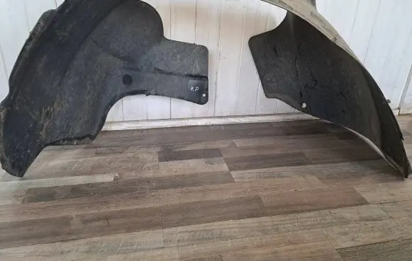 Chrysler Pacifica Front wheel arch liner splash guards