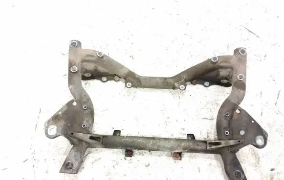 Mercedes-Benz C W204 Front subframe DALISID3598 2046281057 2046280557