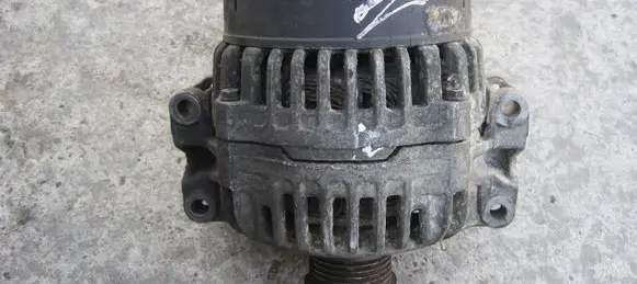 Mercedes-Benz Vito Viano W638 Generator/alternator A0101549602